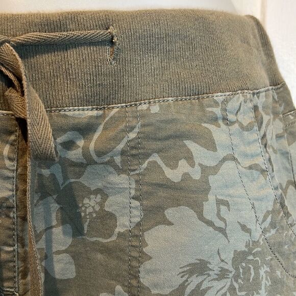 Denver Hayes Green Drawstring Waist‎ Skirt Size XS ( fits larger) - Picture 3 of 9